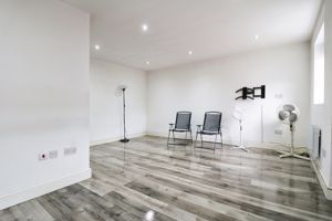 Photo 30- click for photo gallery